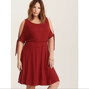 Red cold shoulder torrid dress never worn